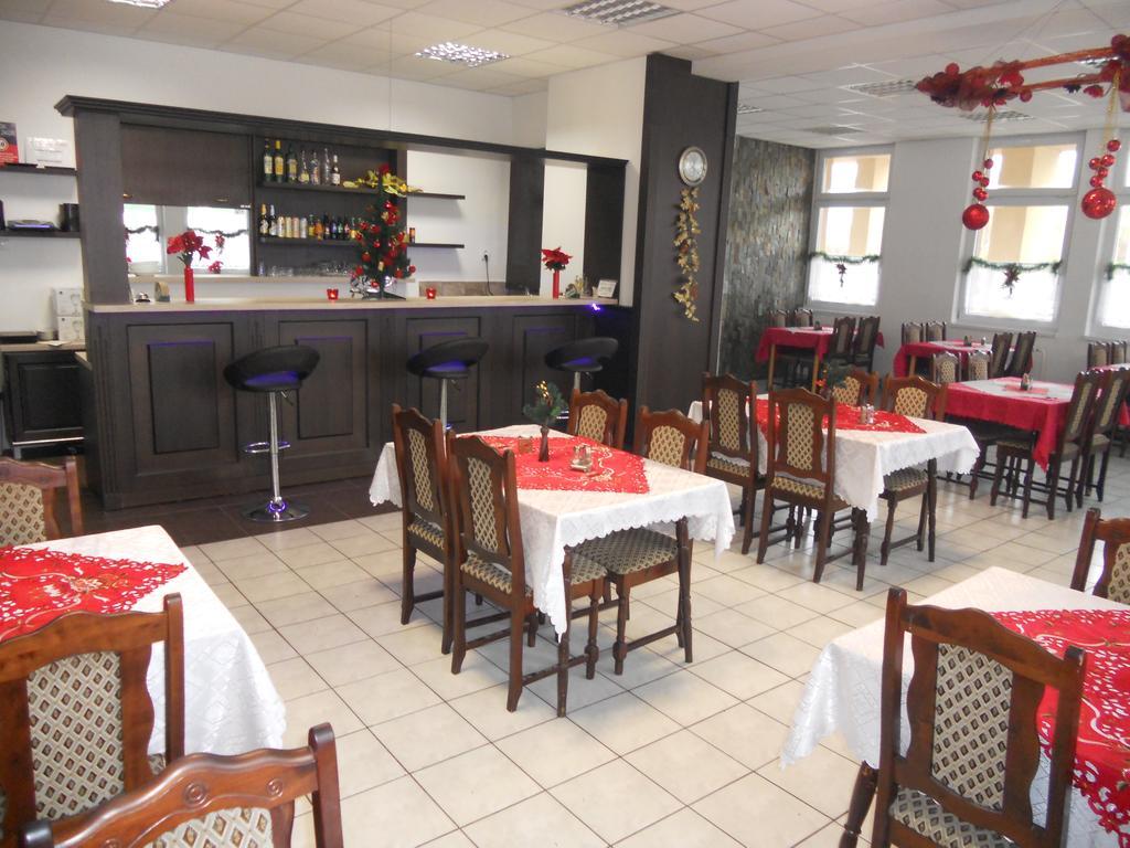 Motel Madona Banská Bystrica Dış mekan fotoğraf