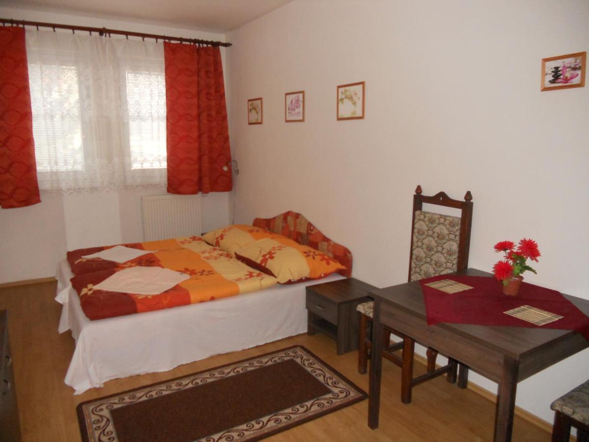 Motel Madona Banská Bystrica Oda fotoğraf