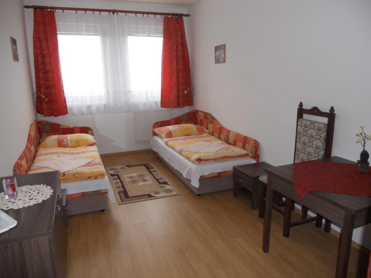Motel Madona Banská Bystrica Oda fotoğraf